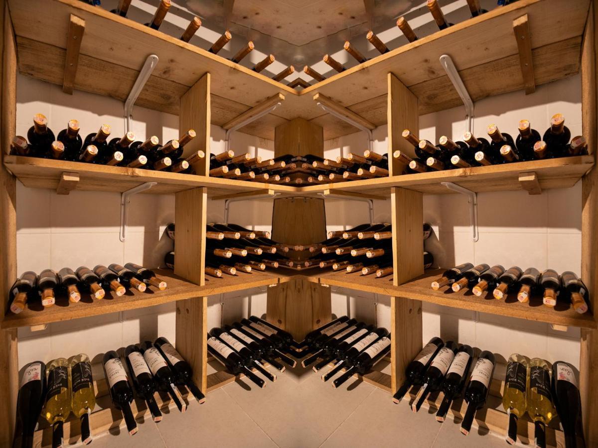 Vino 알라카티 외부 사진